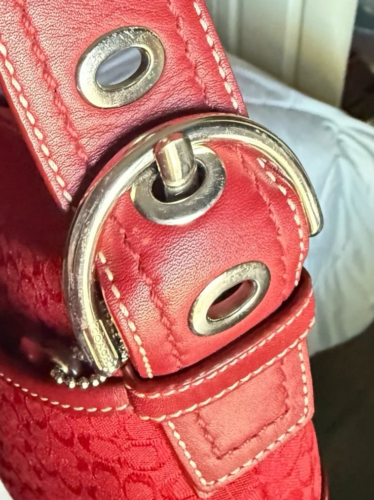 COACH SOHO RED SIGNATURE
