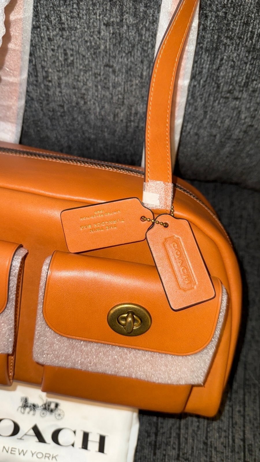 Turnlock Bag